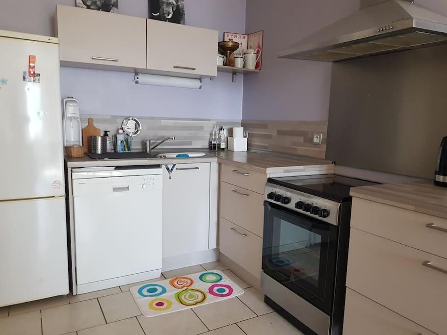 Appartement Rdc Avec Terrasse Epinac-les-Mines Eksteriør billede
